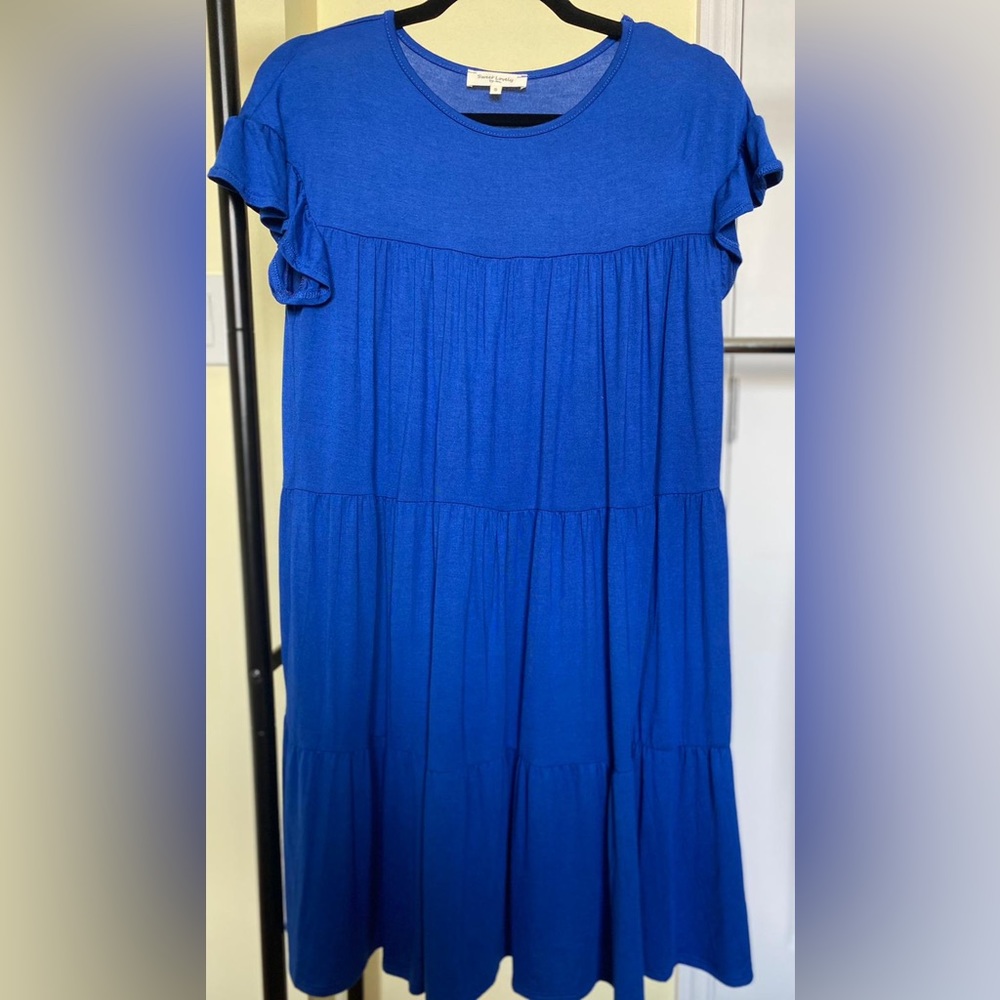 Dress - Picture 6 of 7